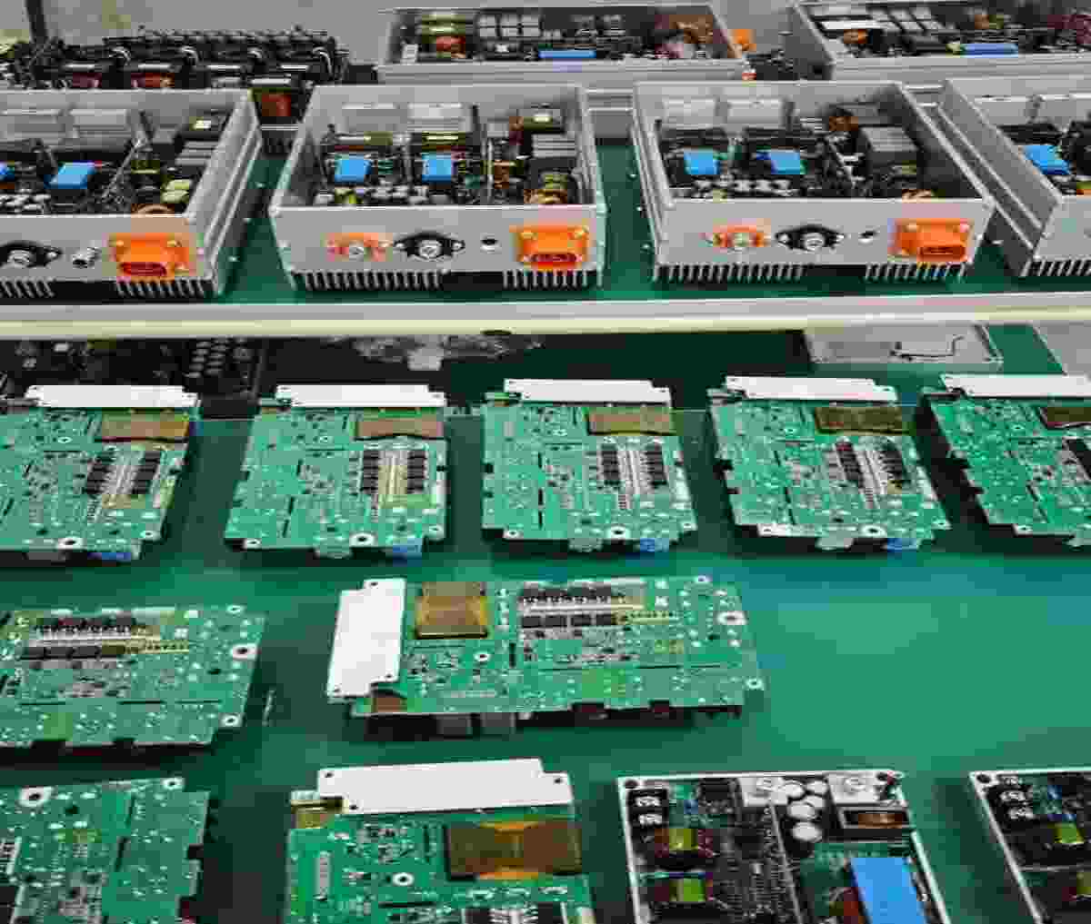 ODM vs. OEM: Which Reduces 40% Cost? A Technical Comparison for Electronics Manufacturers