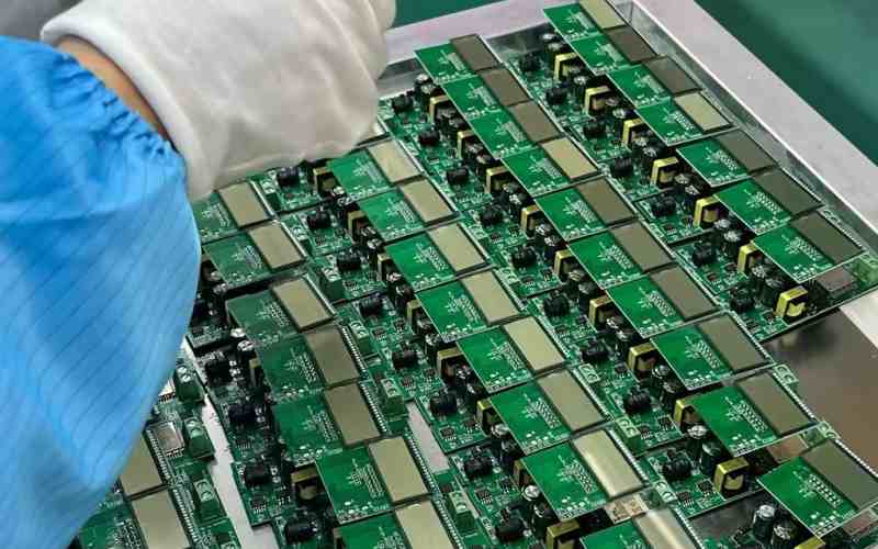 2025 FR-4 PCB Assembly Guide: Top 5 Manufacturers for High-Quality Prototypes