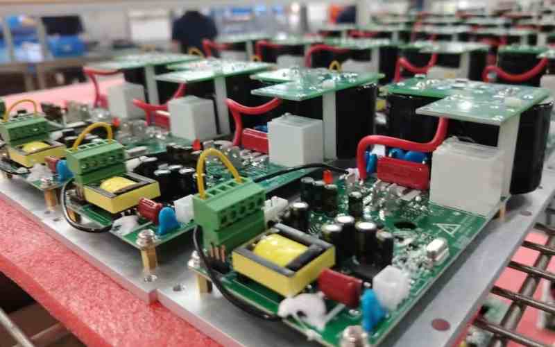 How to Choose the Best FR-4 PCB Assembly Company: 5 Key Factors to Consider